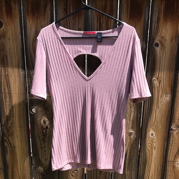 BKE Tops - Buckle | Red by BKE Ribbed V Neck Top